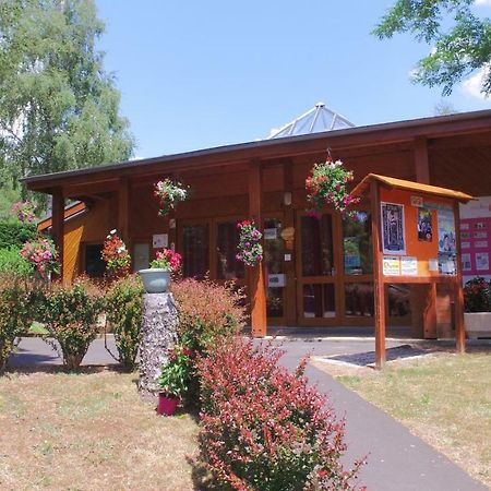 Vvf Aubrac Hotel Chaudes-Aigues Exterior foto